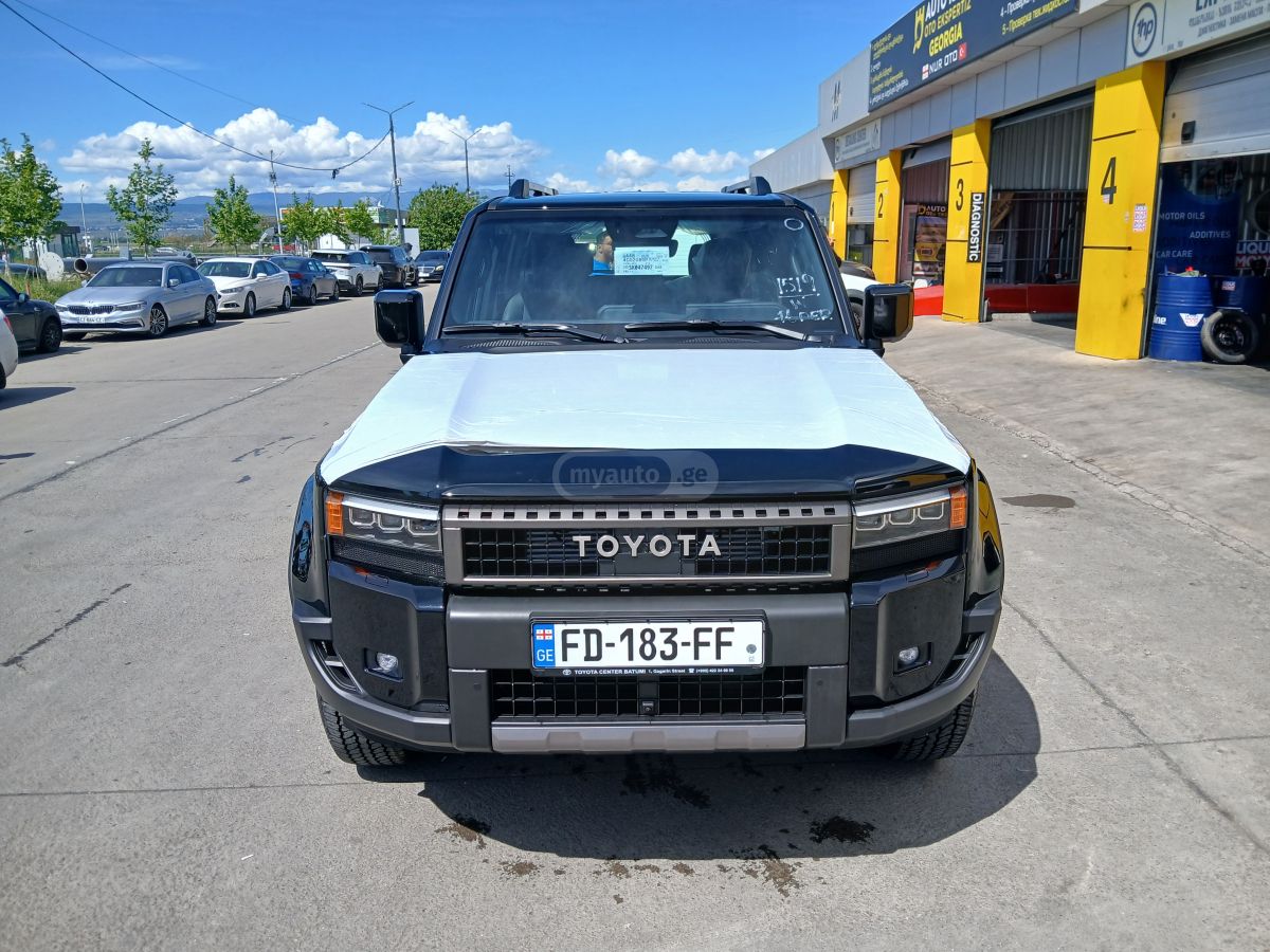 Toyota Land Cruiser Prado