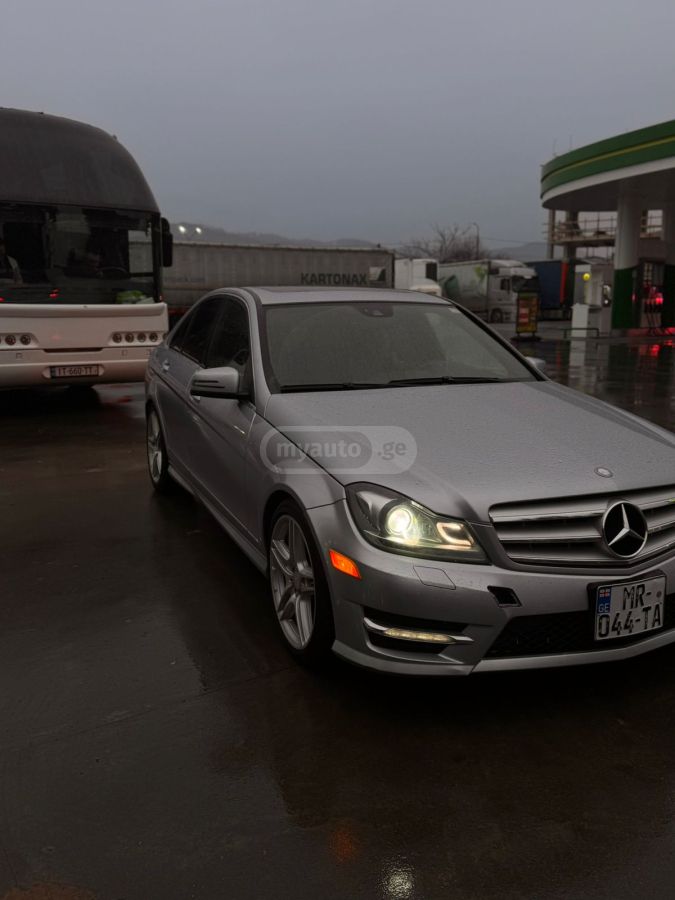 Mercedes-Benz C 250