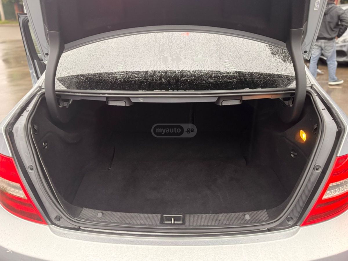 Mercedes-Benz C 250 2013 — photo 2