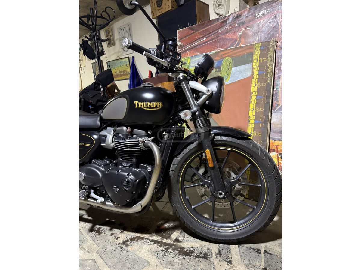 Triumph Street Twin 2021 — photo 2