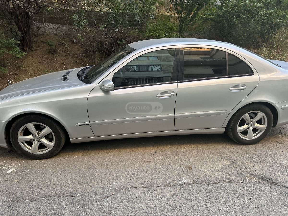Mercedes-Benz C 220 2002 — photo 2