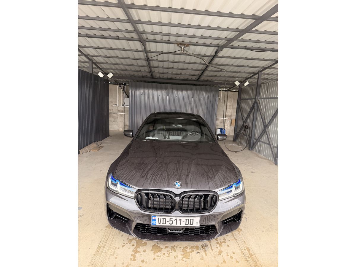 BMW 530 2018 — photo 2