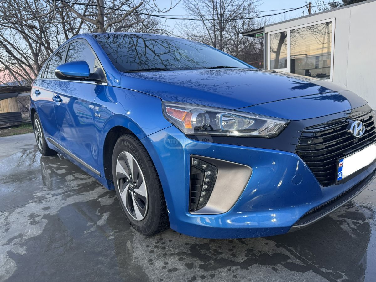 Hyundai Ioniq