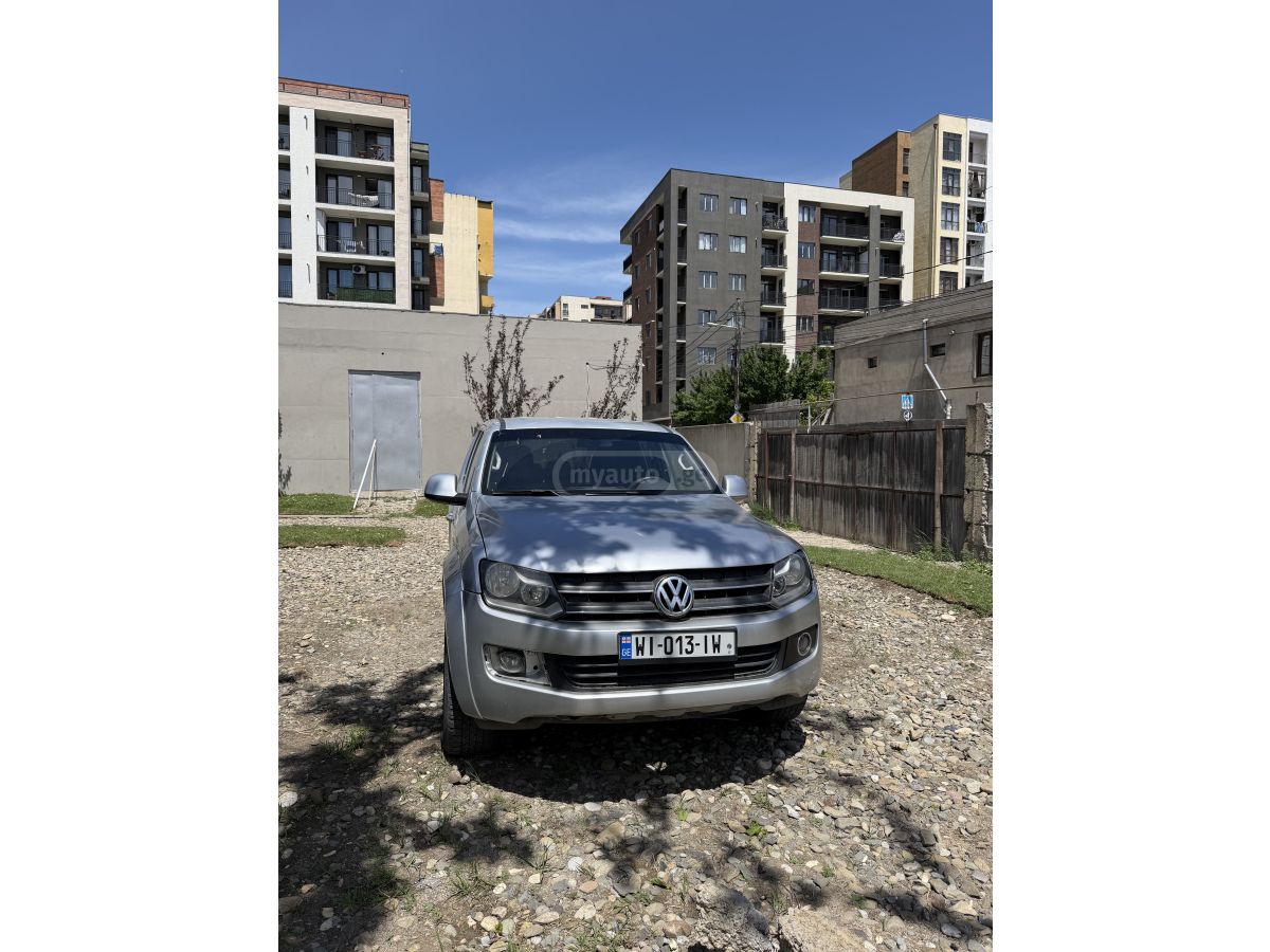 Volkswagen Amarok 2011 — photo 2