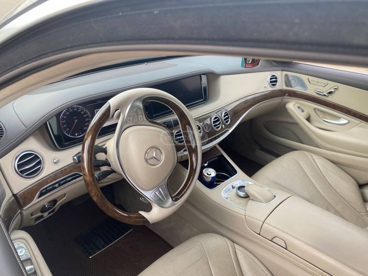 Mercedes-Benz S 550