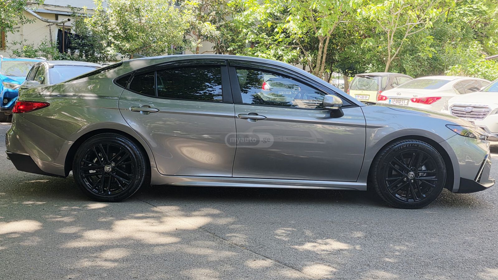 Toyota Camry 2026 — photo 2