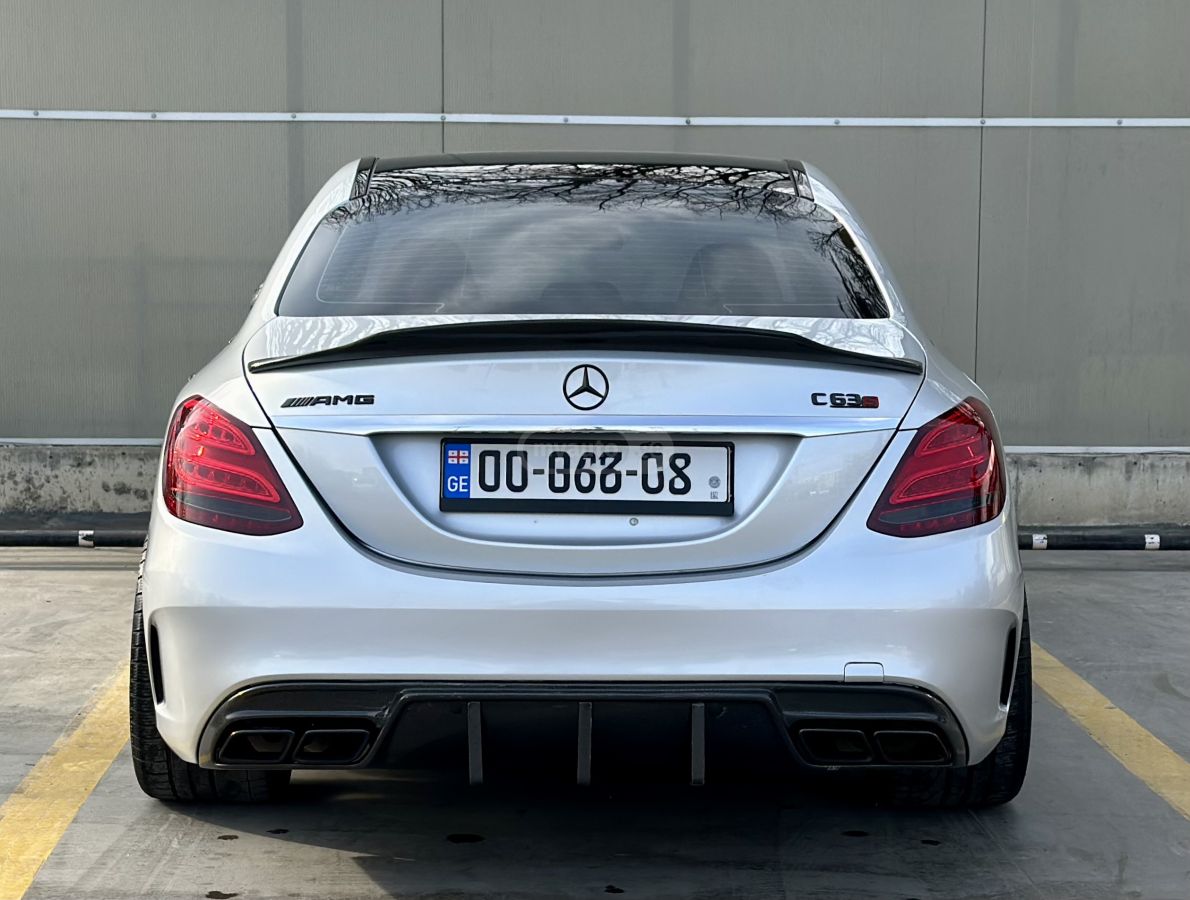 Mercedes-Benz C 63 AMG 2016 — photo 2