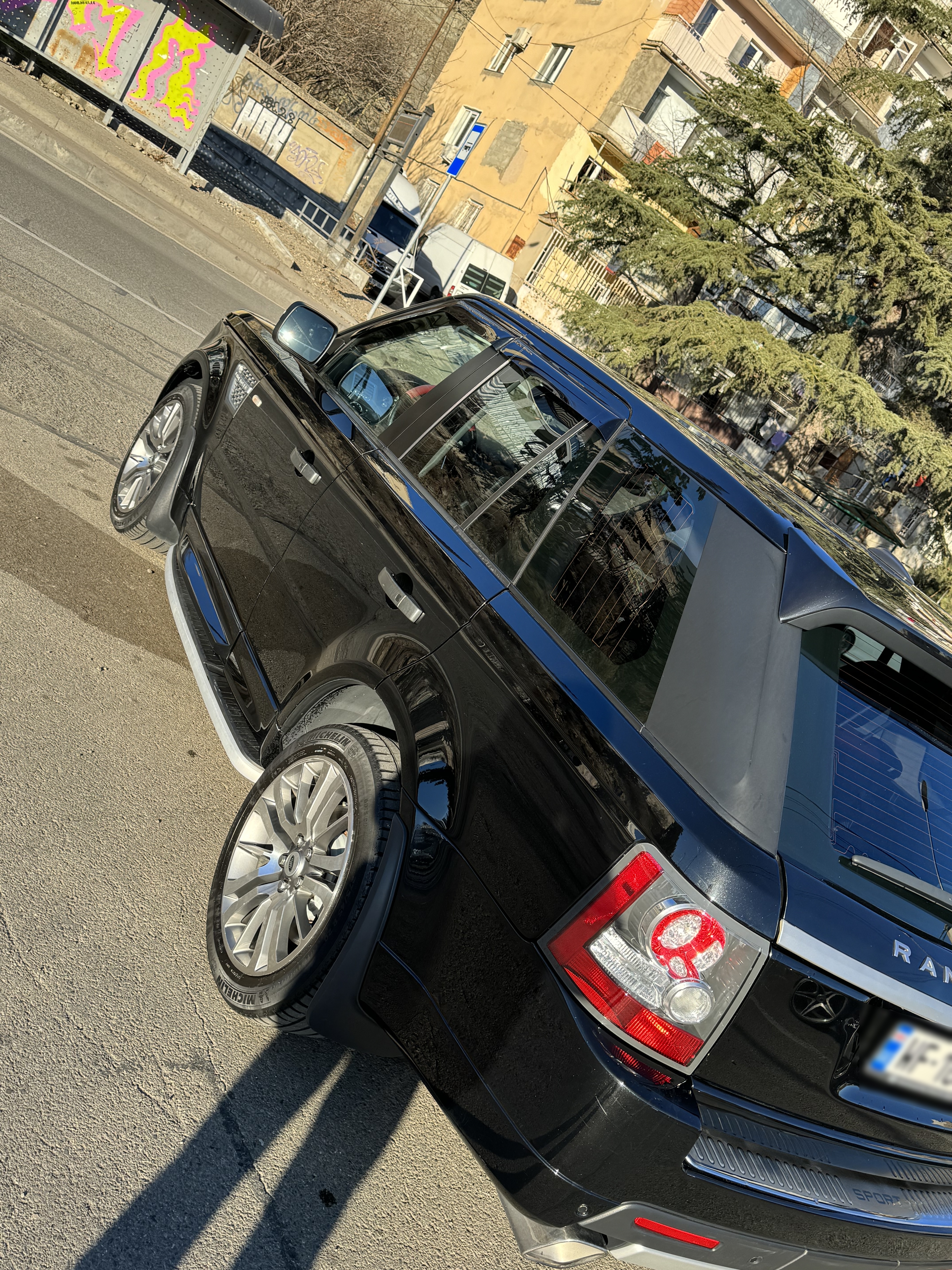 Land Rover Range Rover Sport 2012 — photo 2