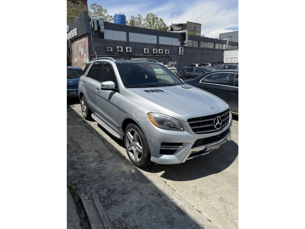 Mercedes-Benz ML 300 2013 — photo 2