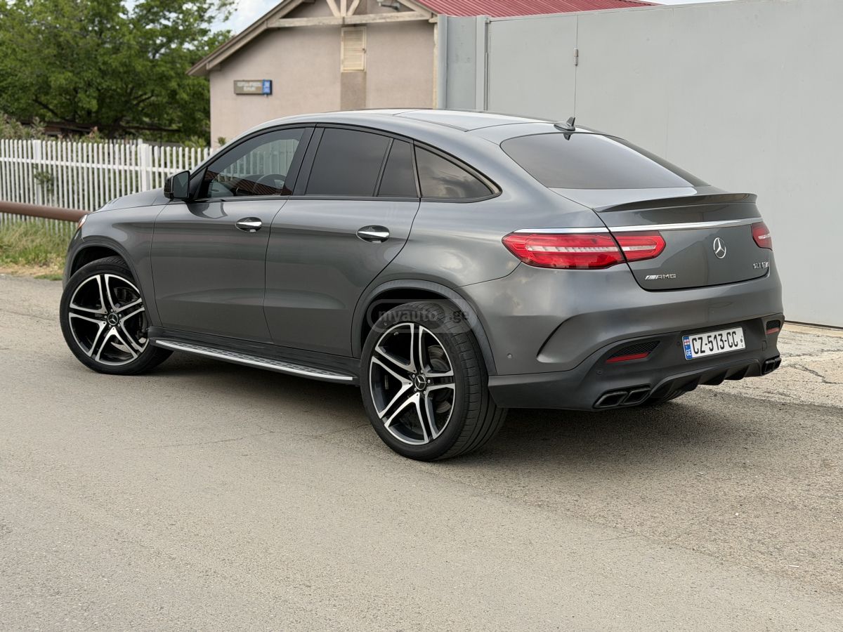 Mercedes-Benz GLE 43 AMG 2019 — photo 2