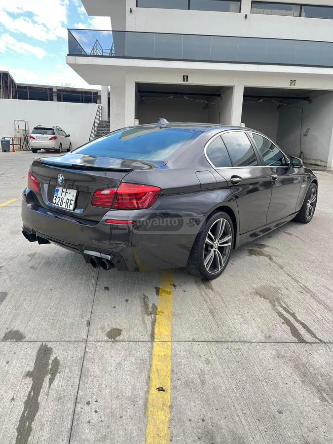 BMW 528