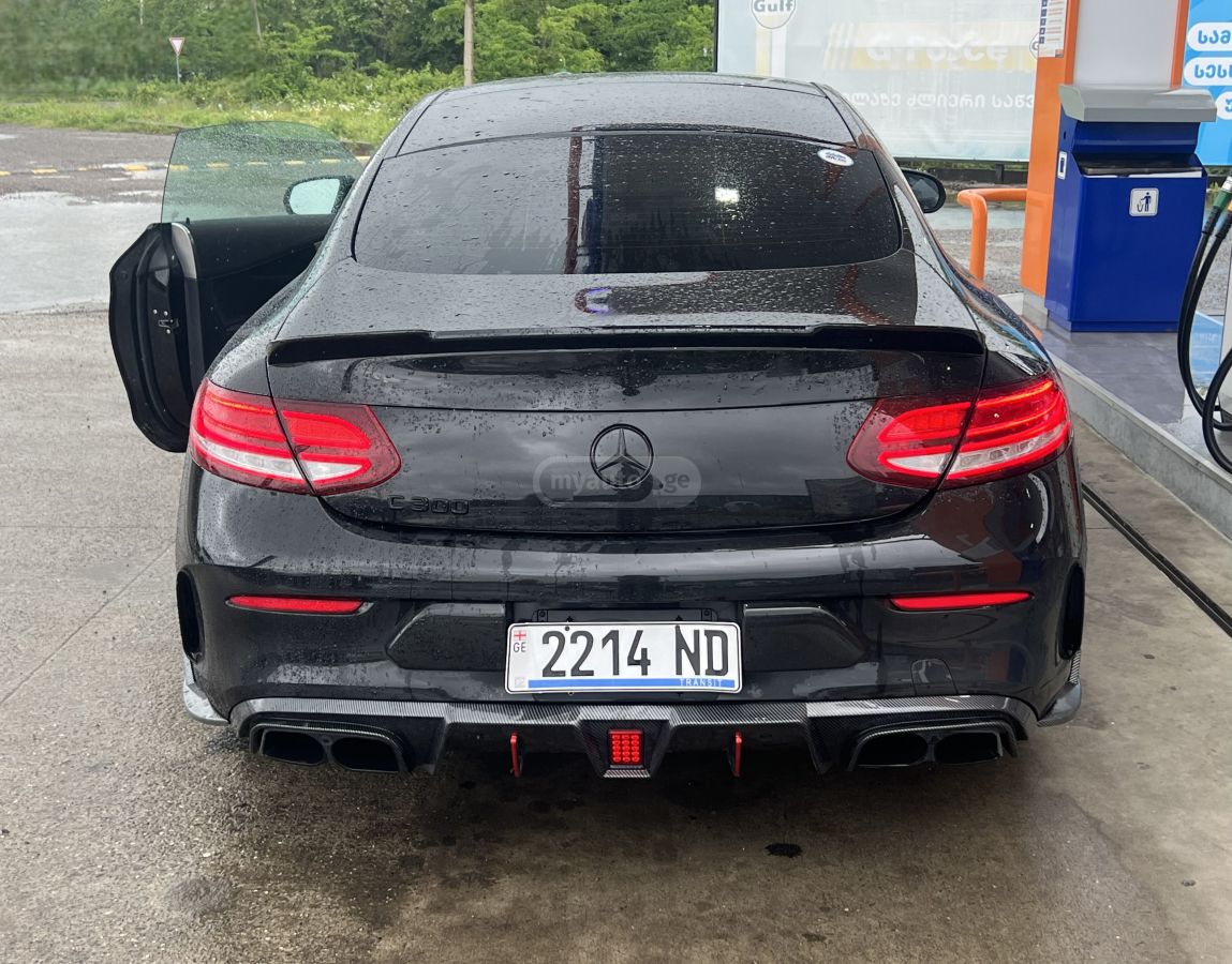 Mercedes-Benz C 300 2021 — photo 2