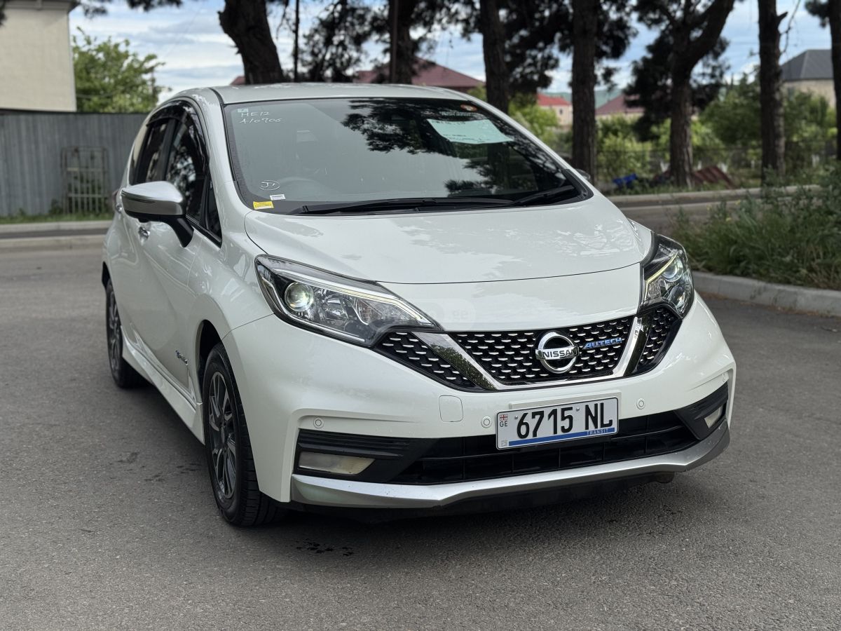 Nissan Note 2020 — photo 2