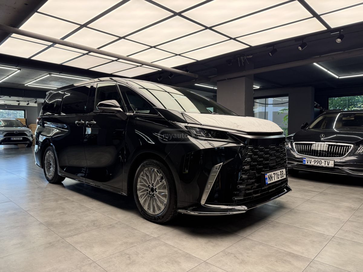 Lexus LM 2026 — photo 2