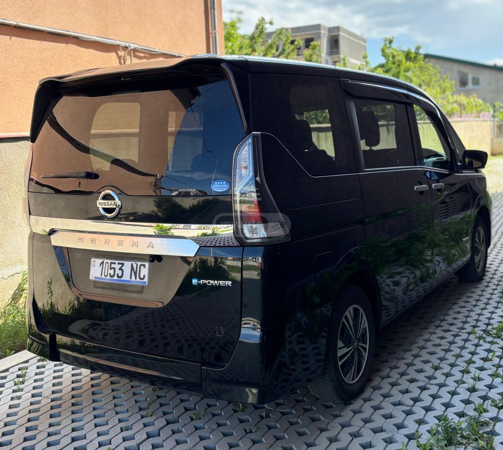 Nissan Serena 2019 — photo 2
