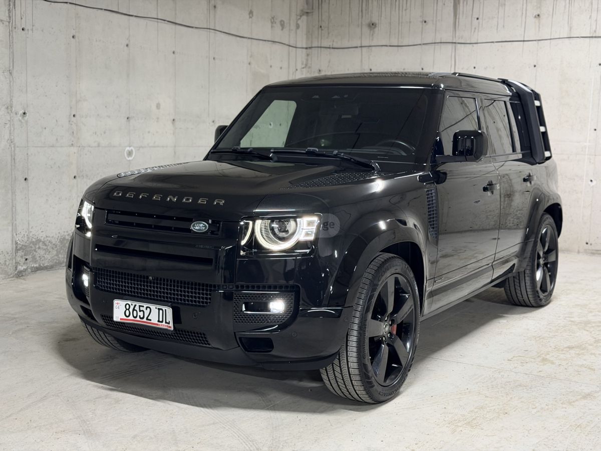 Land Rover Defender 110 2021 — photo 2