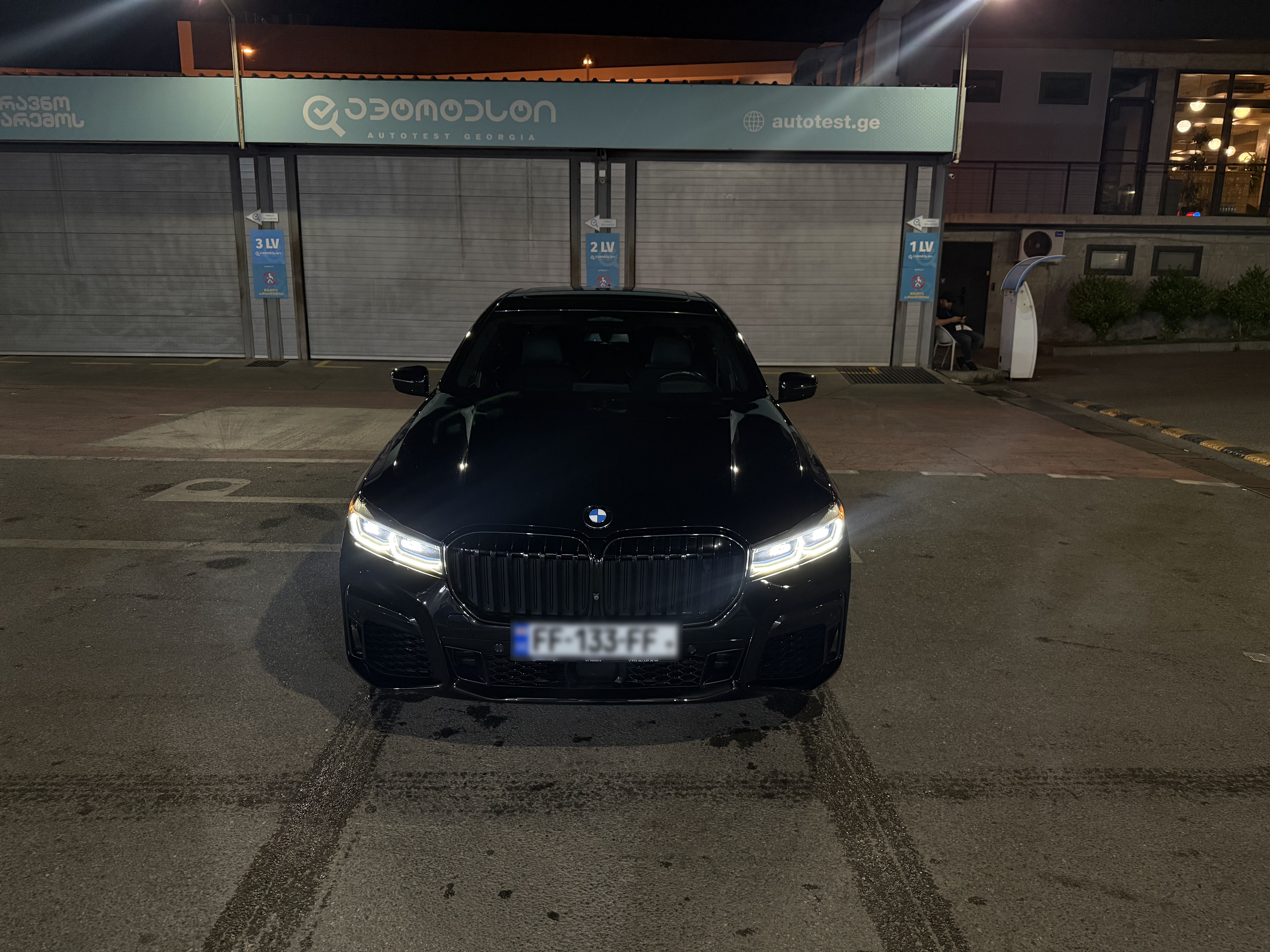 BMW 750 2020 — photo 2