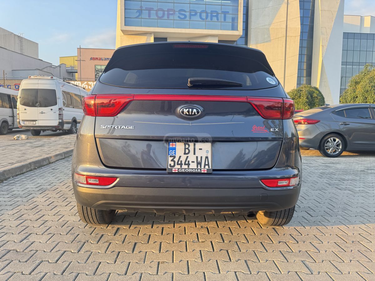 Kia Sportage 2018 — photo 2
