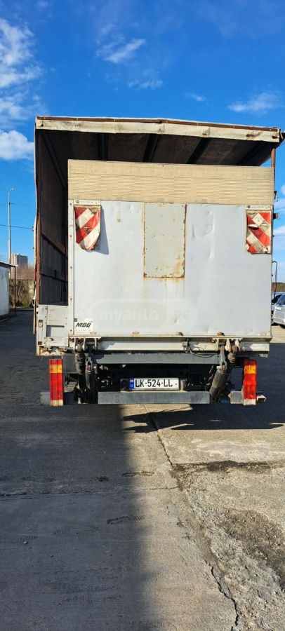 Mercedes-Benz Vario 2007 — photo 2