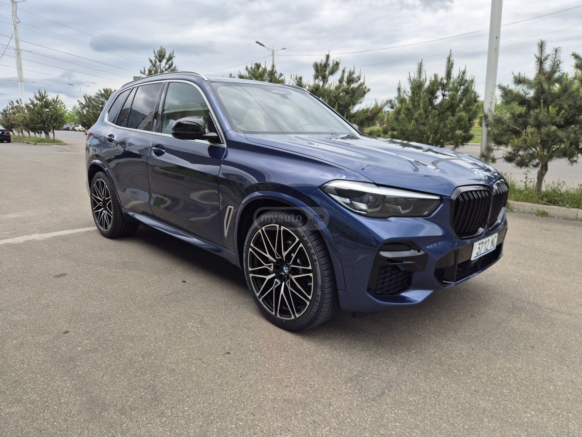 BMW X5 2022 — photo 2