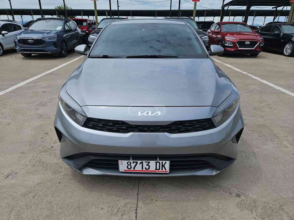 Kia Forte 2022 — photo 2