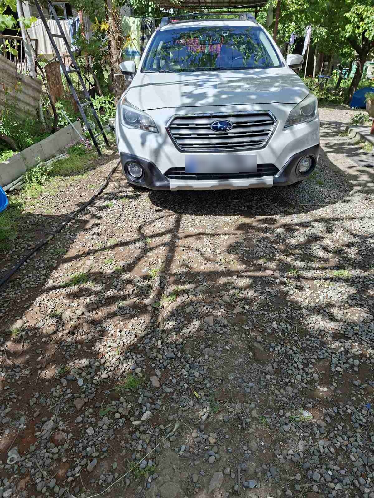 Subaru Outback 2016 — photo 2