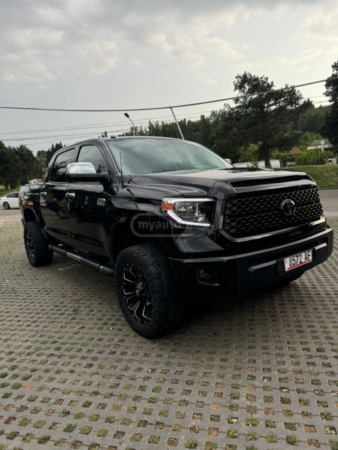Toyota Tundra 2019 — photo 2