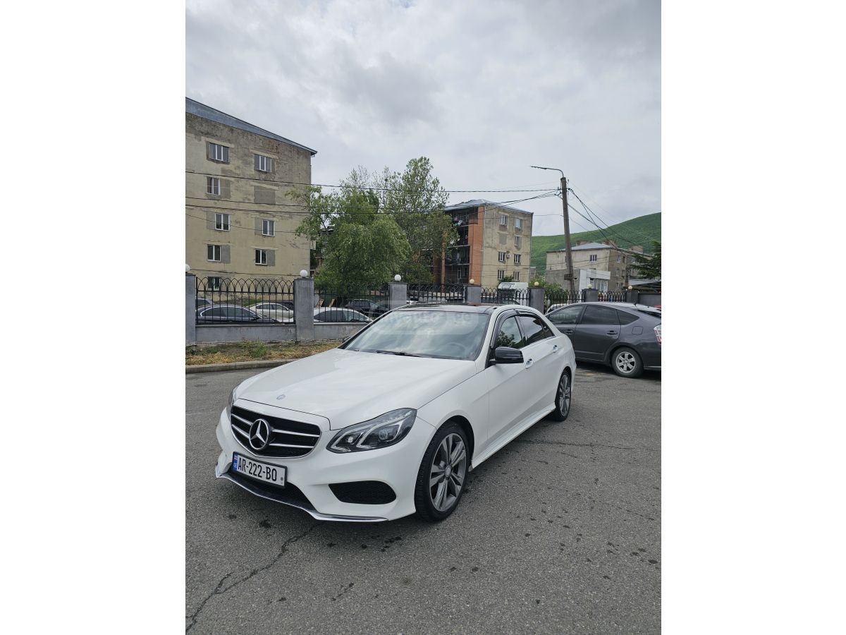 Mercedes-Benz E 400