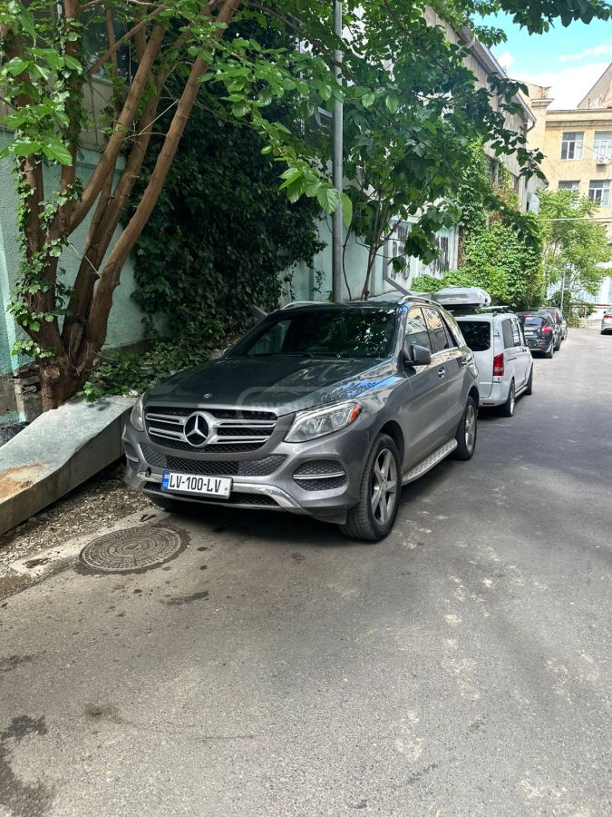 Mercedes-Benz GLE 350