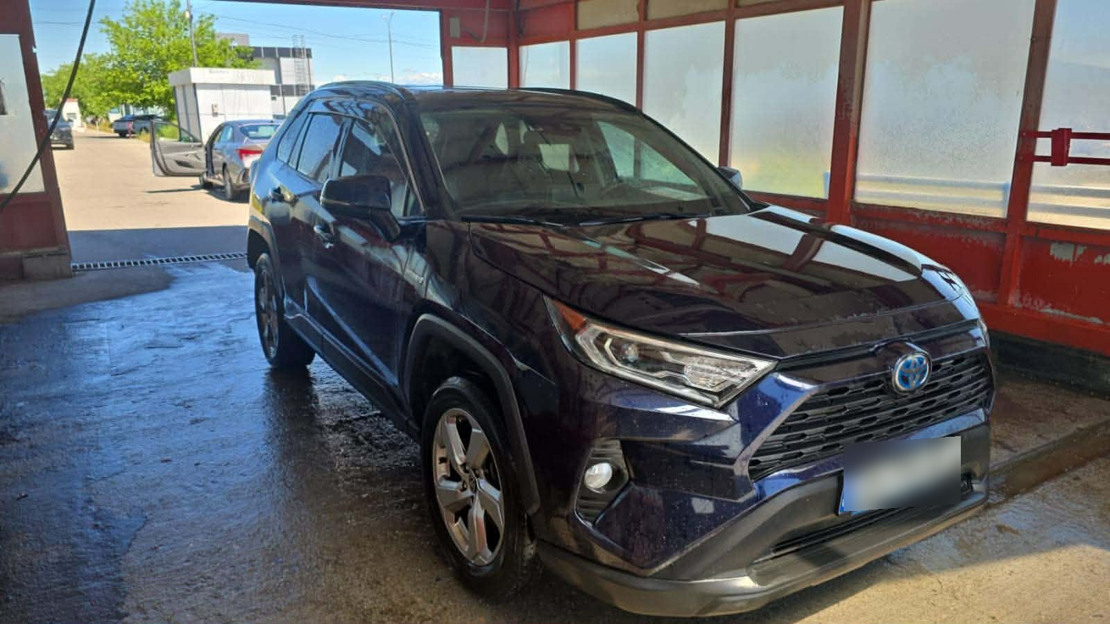 Toyota RAV 4 2021 — photo 2