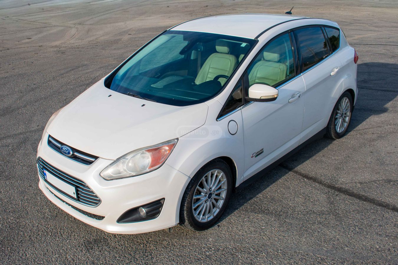 Ford C-Max 2014 — photo 2