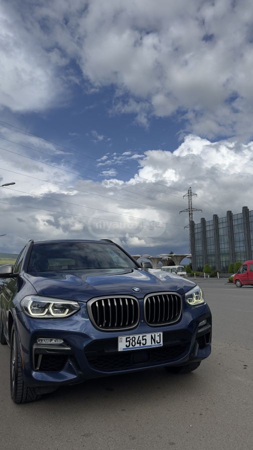 BMW X3 2018 — photo 2