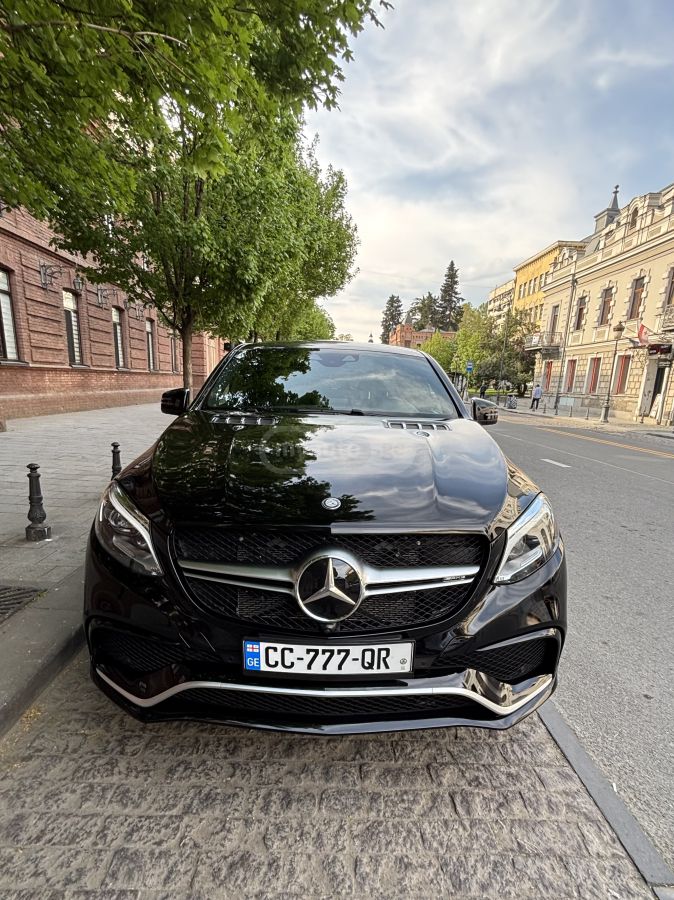 Mercedes-Benz GLE 43 AMG 2019 — photo 2