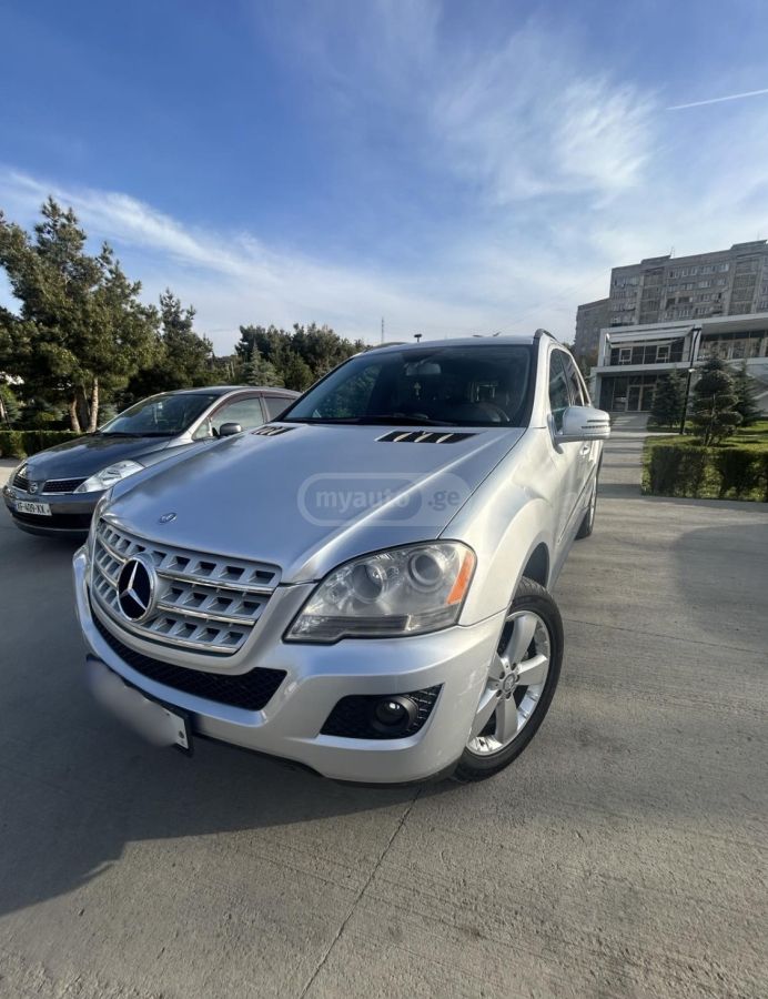 Mercedes-Benz ML 350