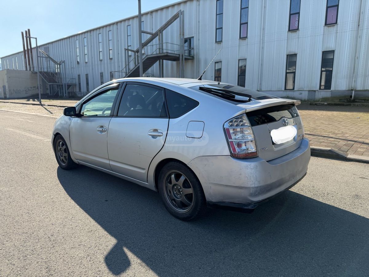 Toyota Prius 2008 — photo 2