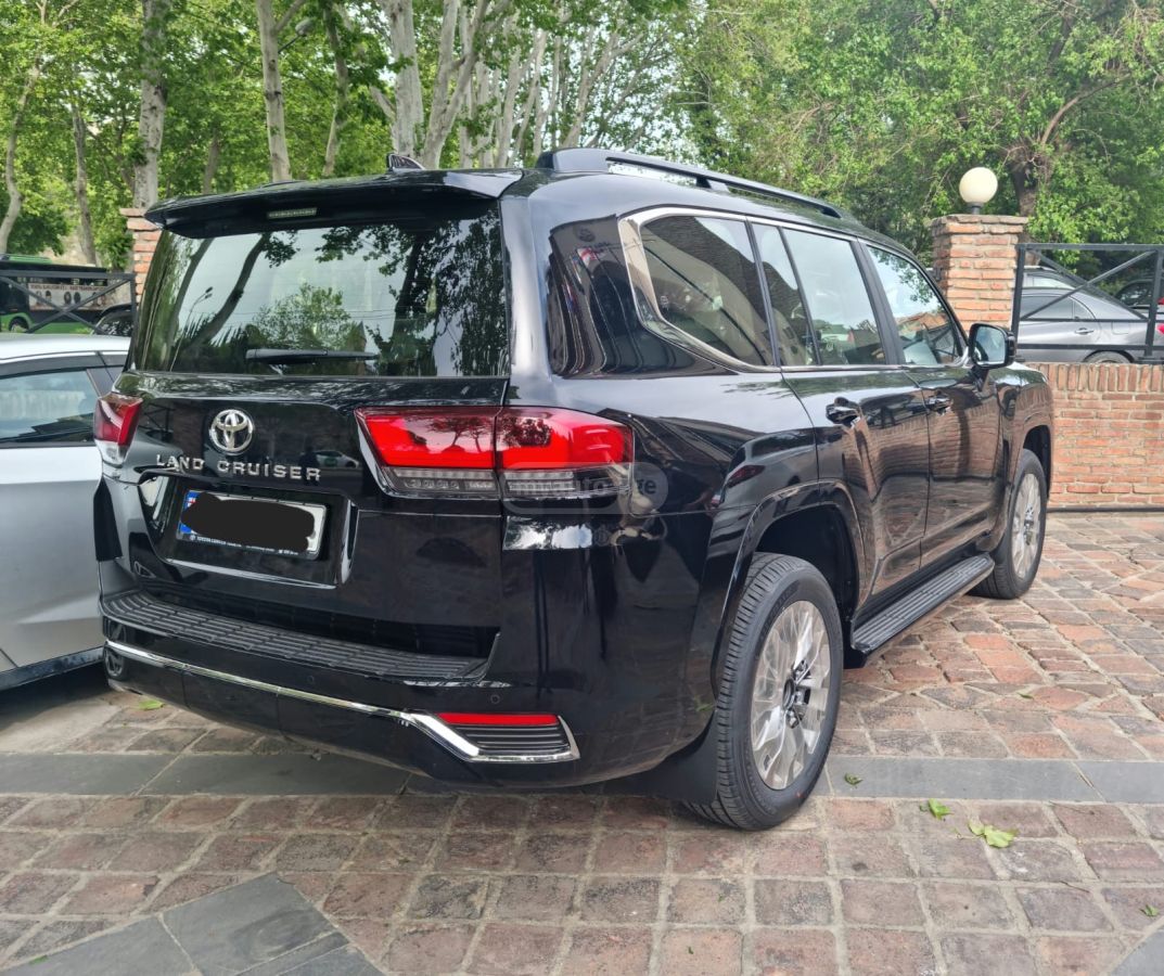 Toyota Land Cruiser 2026 — photo 2