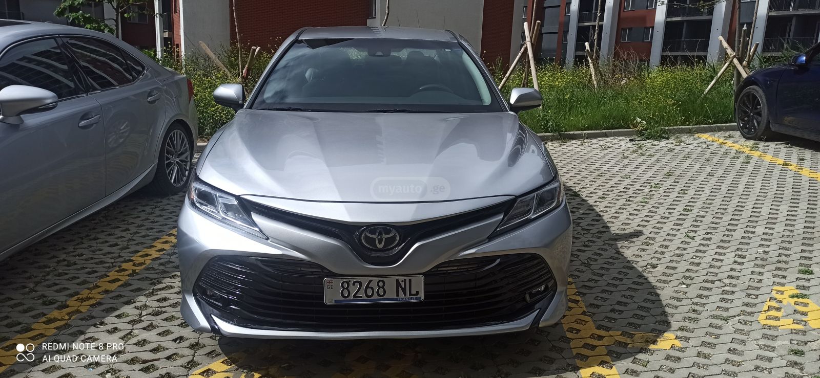 Toyota Camry 2018 — photo 2
