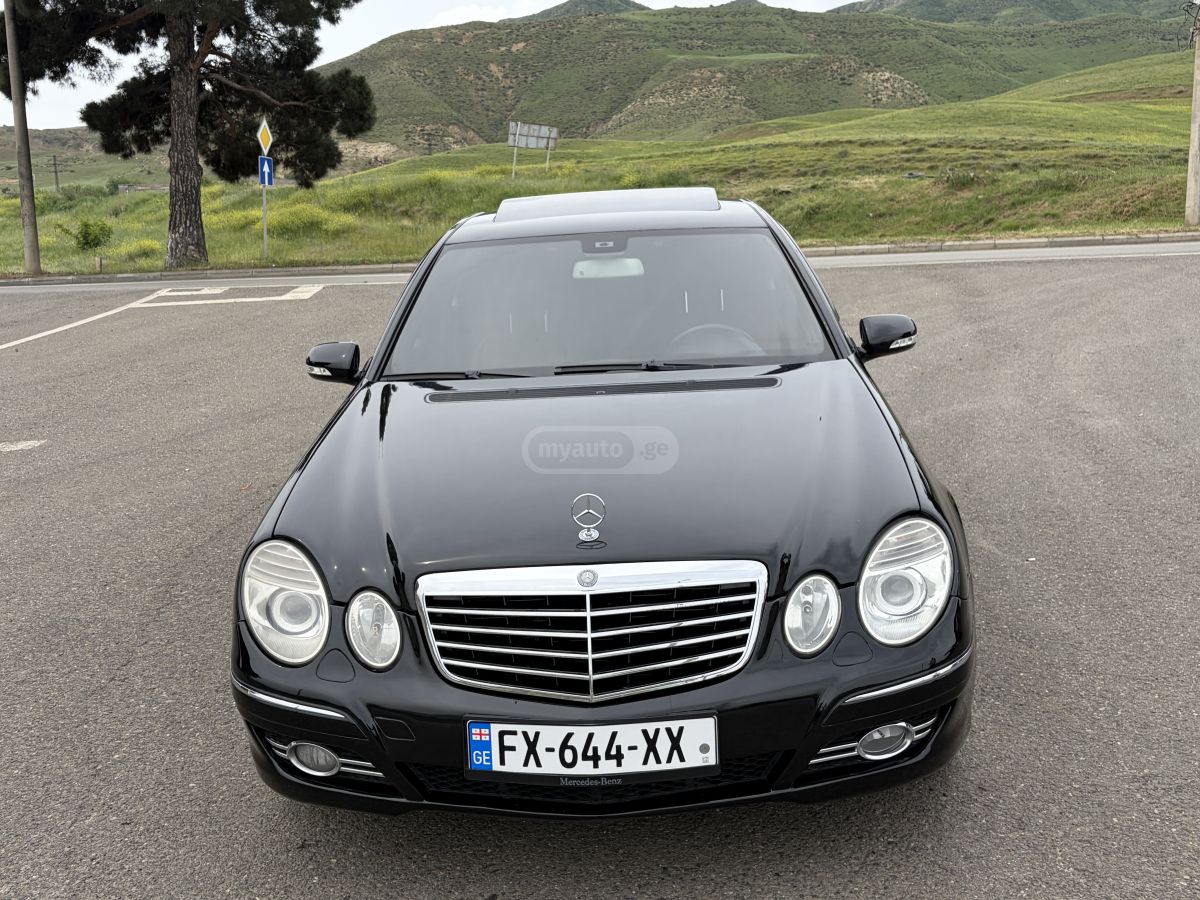 Mercedes-Benz E 350 2007 — photo 2