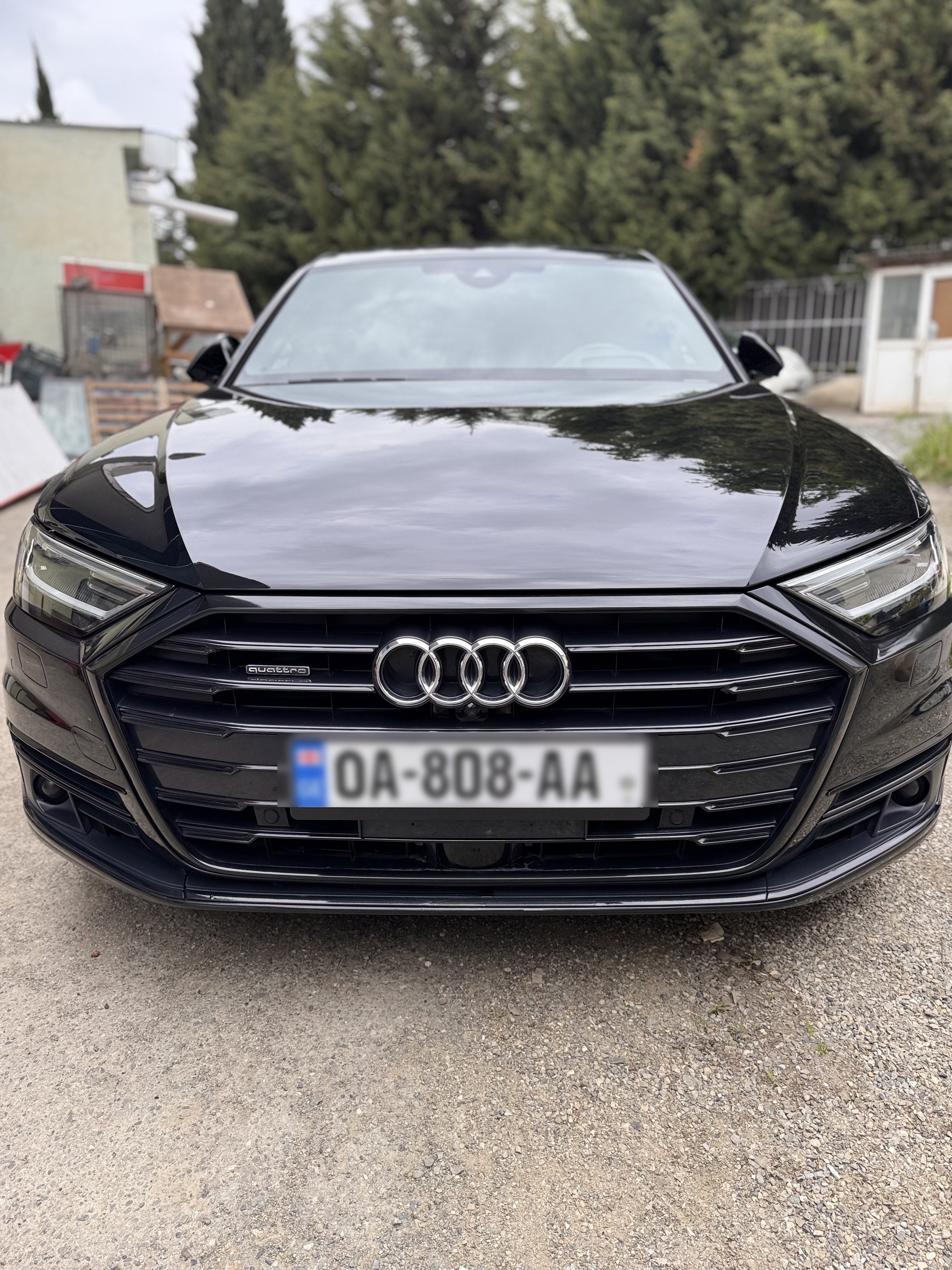 Audi A8 2018 — photo 2