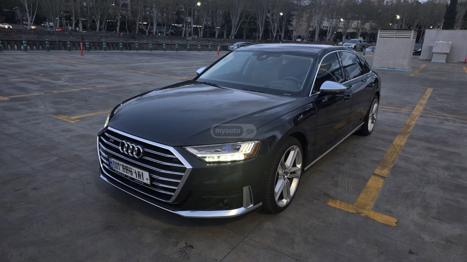 Audi S8 2019 — photo 2