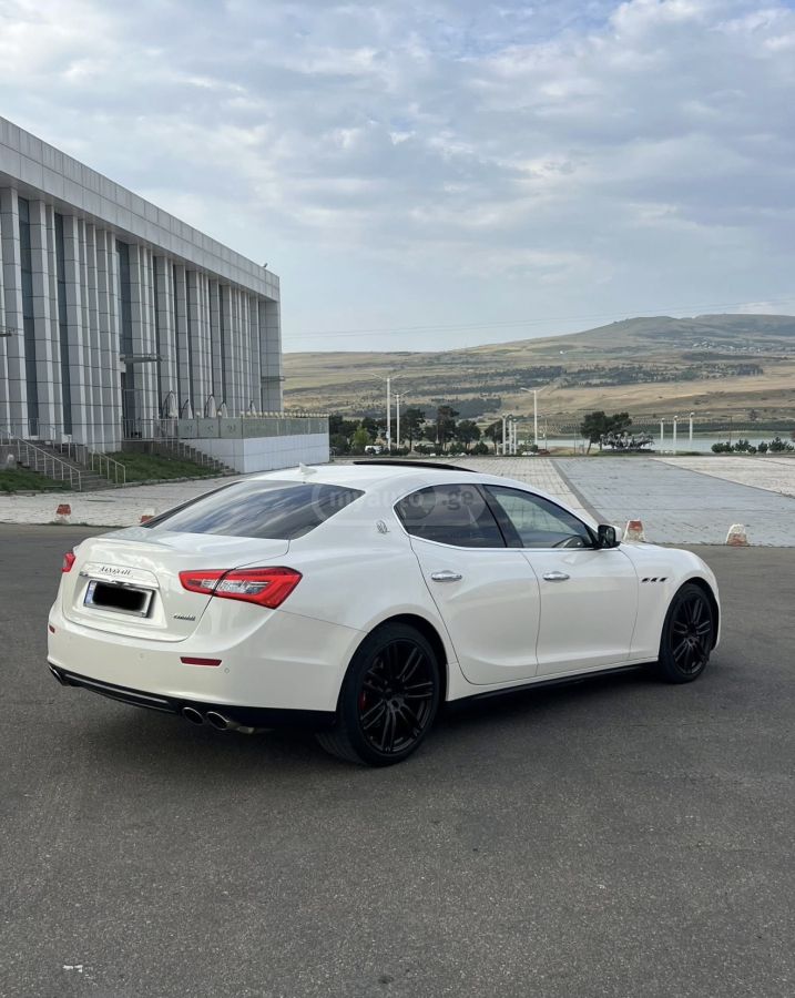 Maserati Ghibli 2016 — photo 2