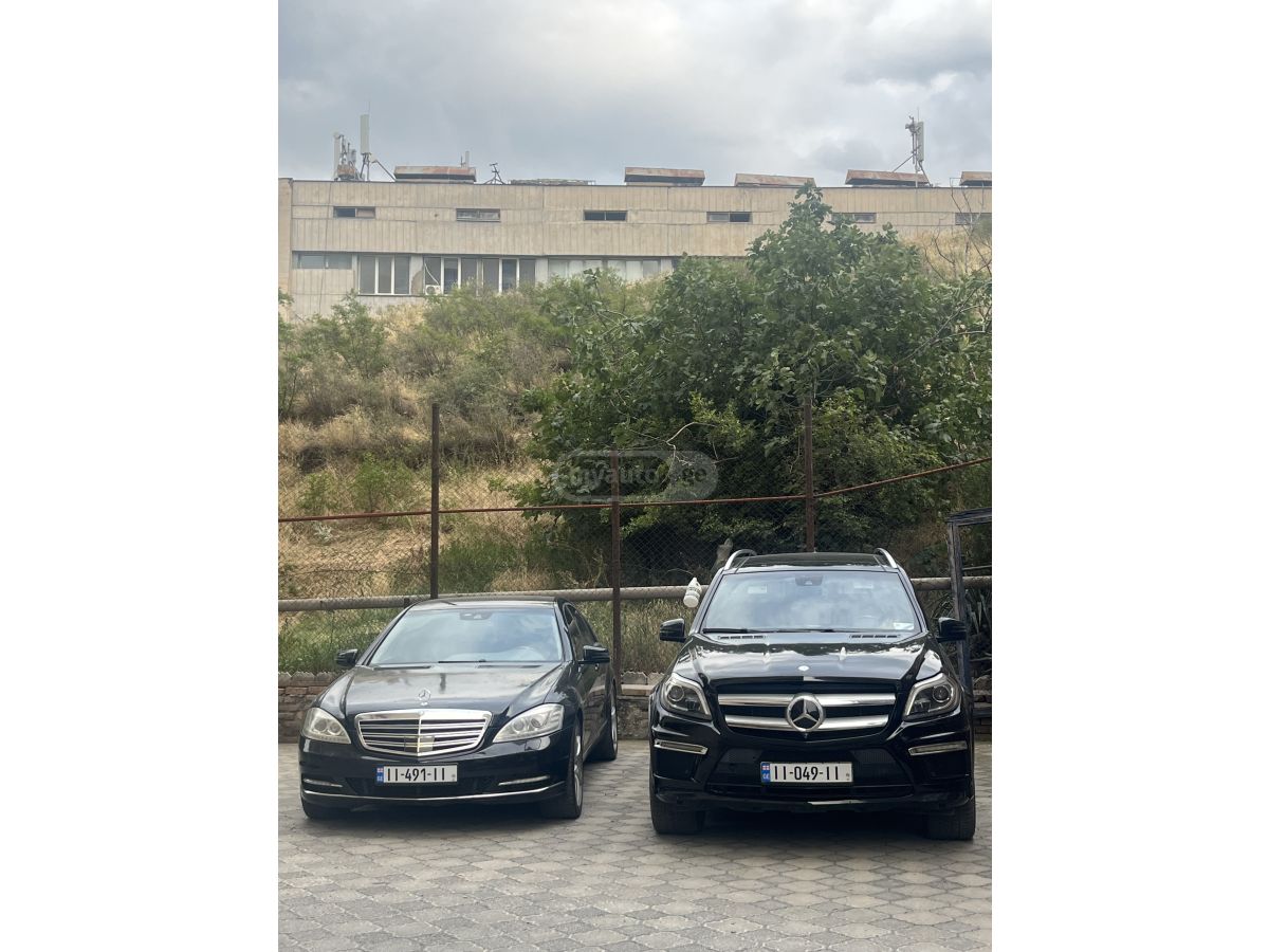 Mercedes-Benz S 550 2010 — photo 2