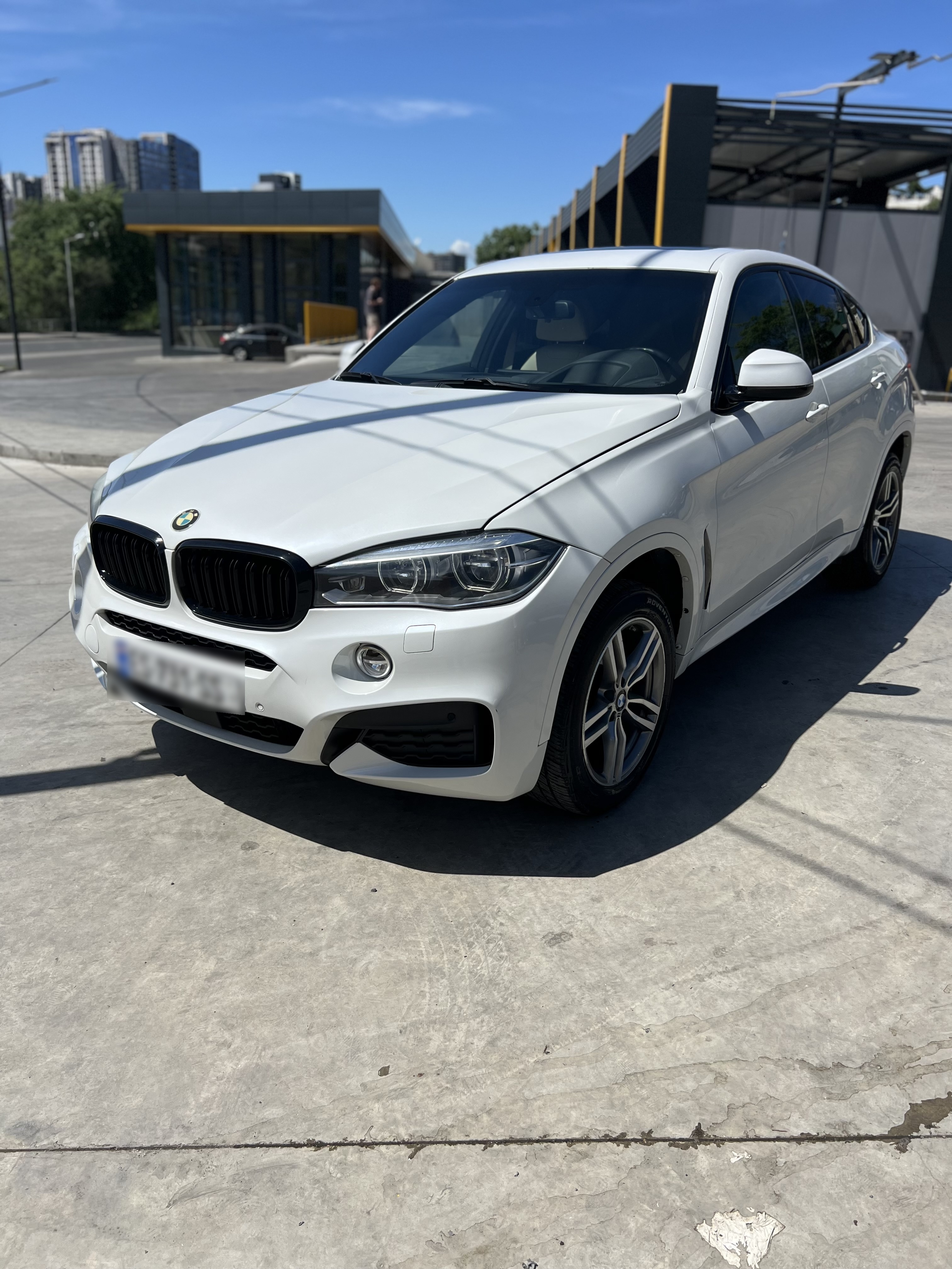 BMW X6 2015 — photo 2