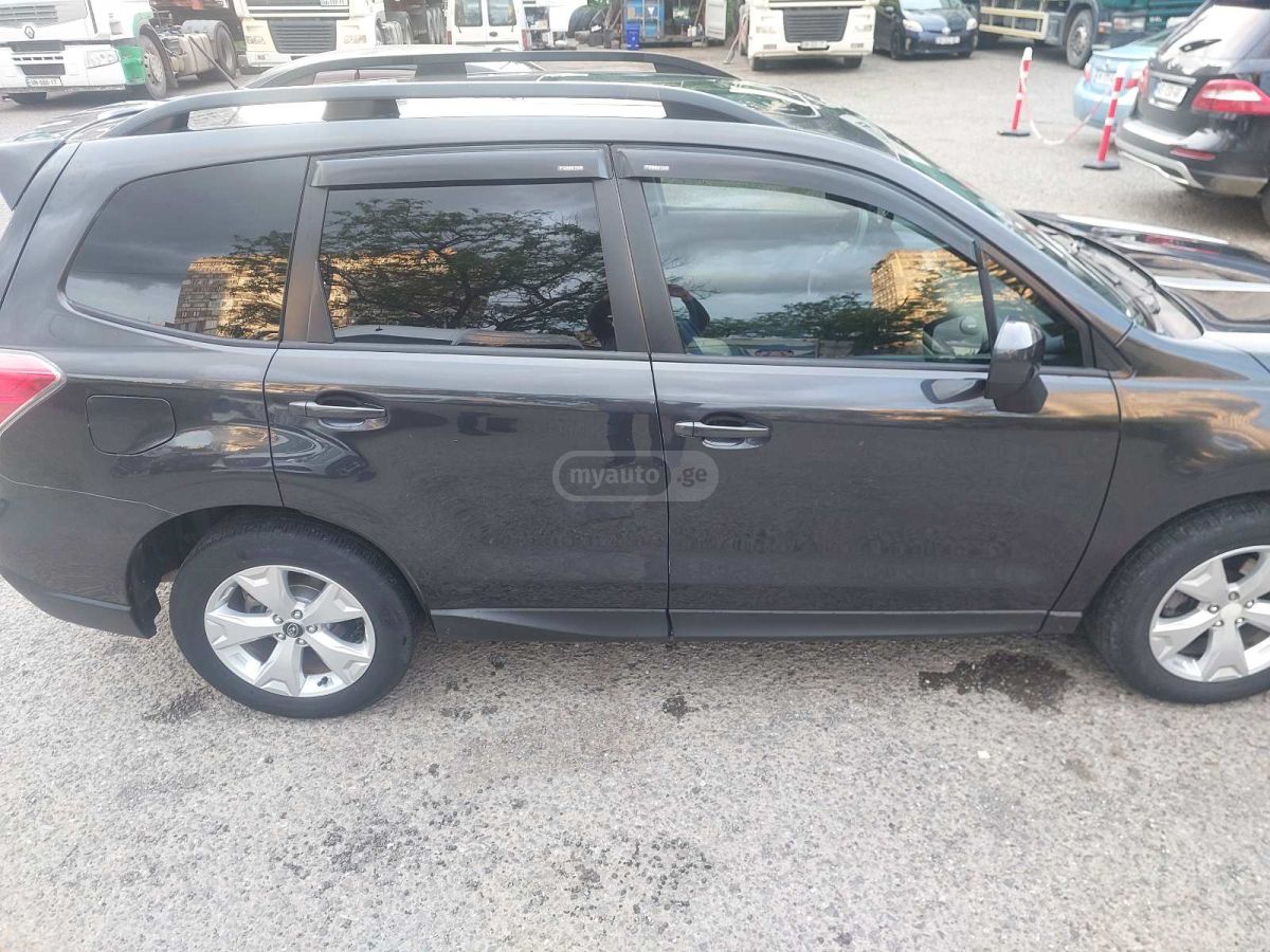 Subaru Forester 2014 — photo 2