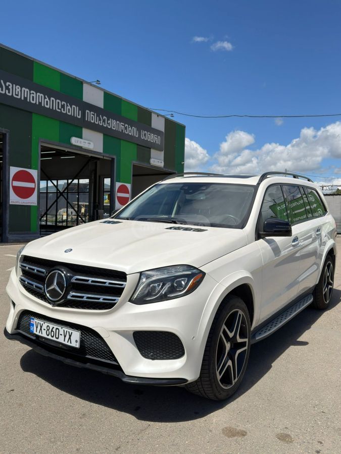 Mercedes-Benz GLS 550