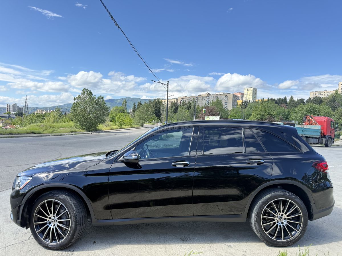 Mercedes-Benz GLC 300 2021 — photo 2