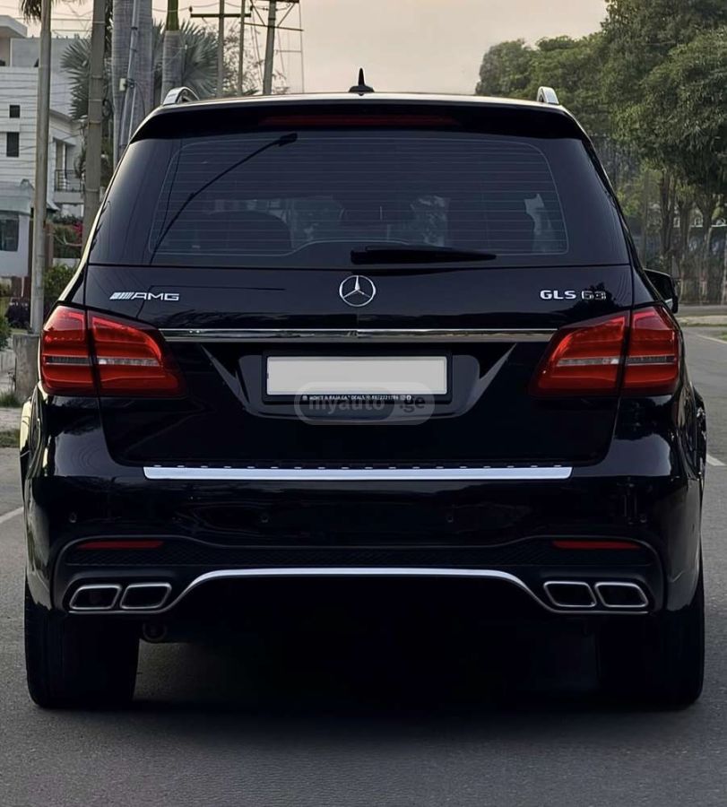 Mercedes-Benz CLS 63 AMG