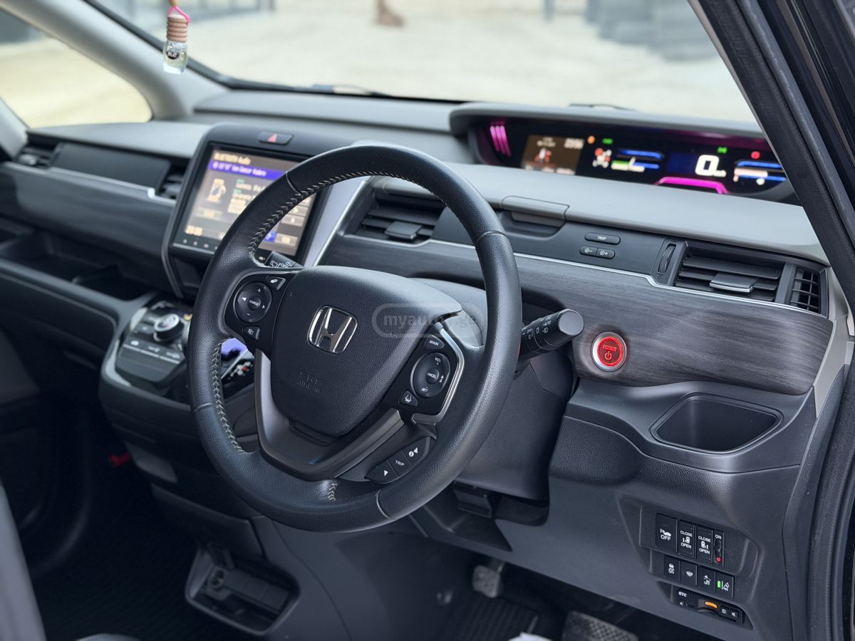 Honda Freed 2018 — photo 2
