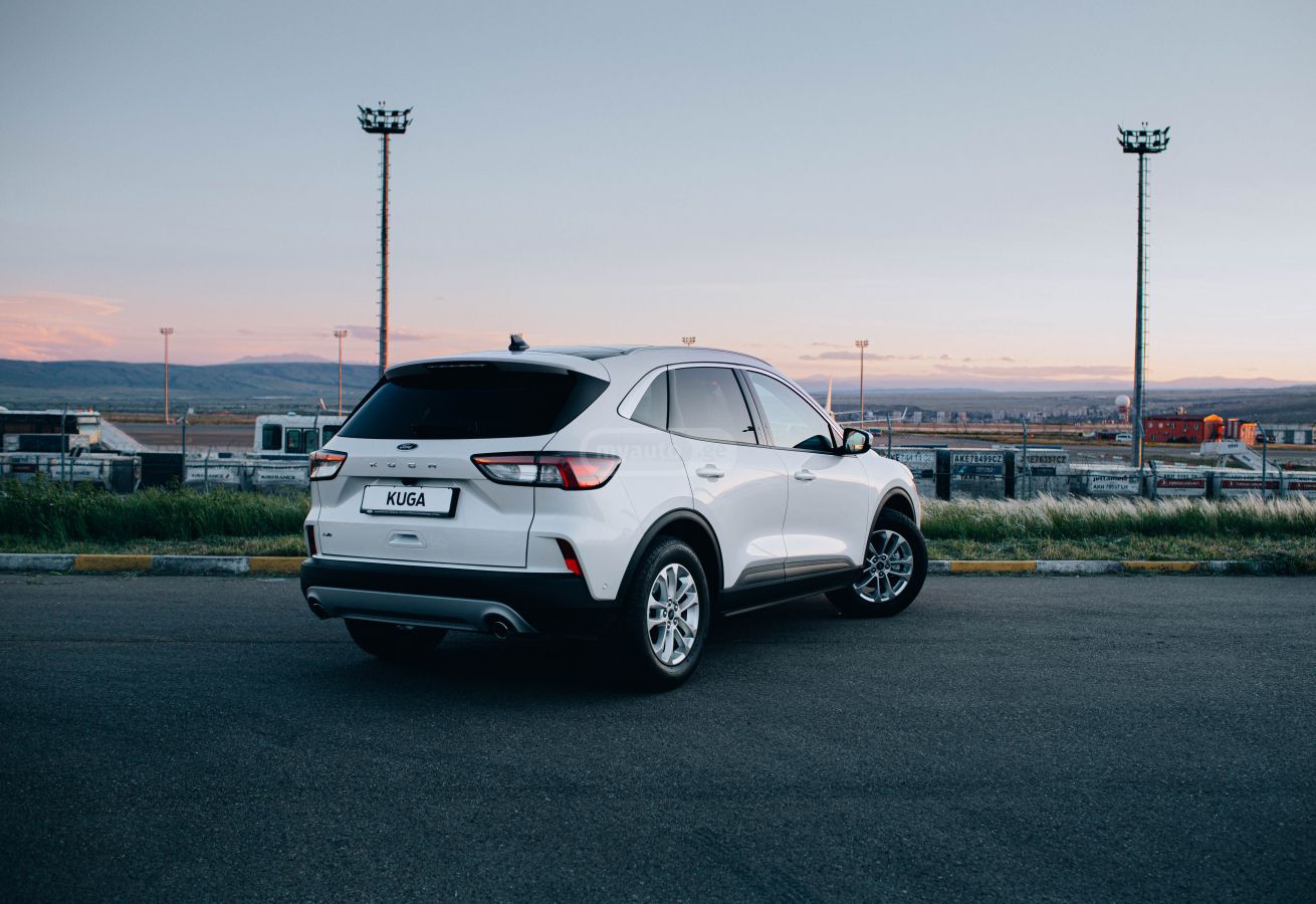 Ford Escape 2023 — photo 2
