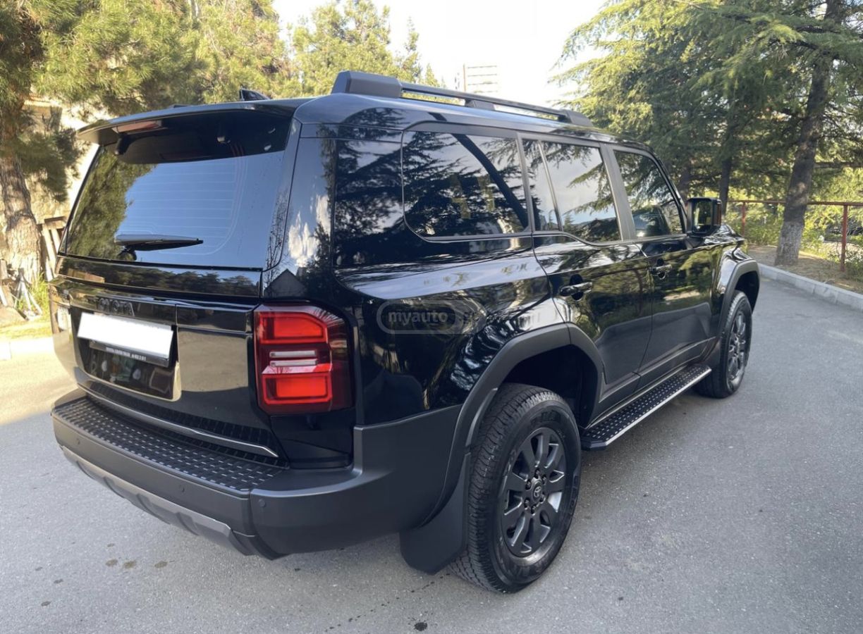 Toyota Land Cruiser Prado 2024 — photo 2